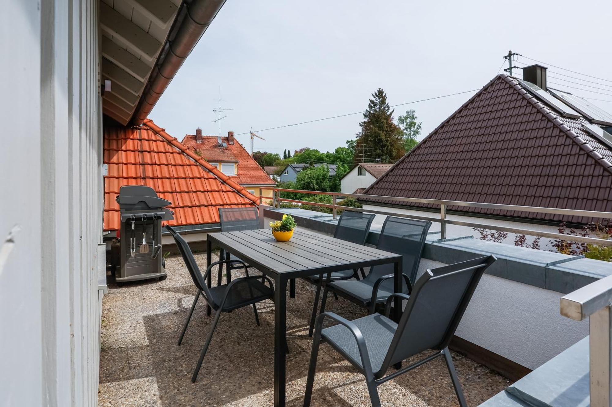 Dreamstay Augsburg Traum Penthouse Goeggingen ภายนอก รูปภาพ